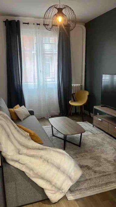 Apartamento Le Saint-Mande Elegant Et Pratique, Metro 1 A Deux Pas Exterior foto