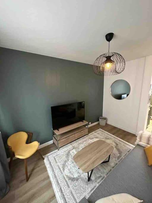 Apartamento Le Saint-Mande Elegant Et Pratique, Metro 1 A Deux Pas Exterior foto
